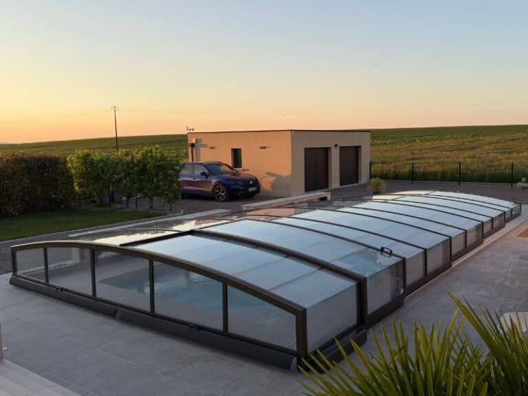 installation d'un abri piscine SOLARIS dans la Marne