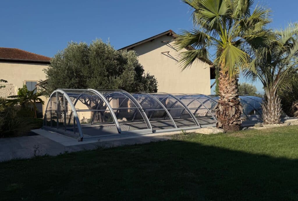 pose abri piscine Eden à eymeux dans la Drôme