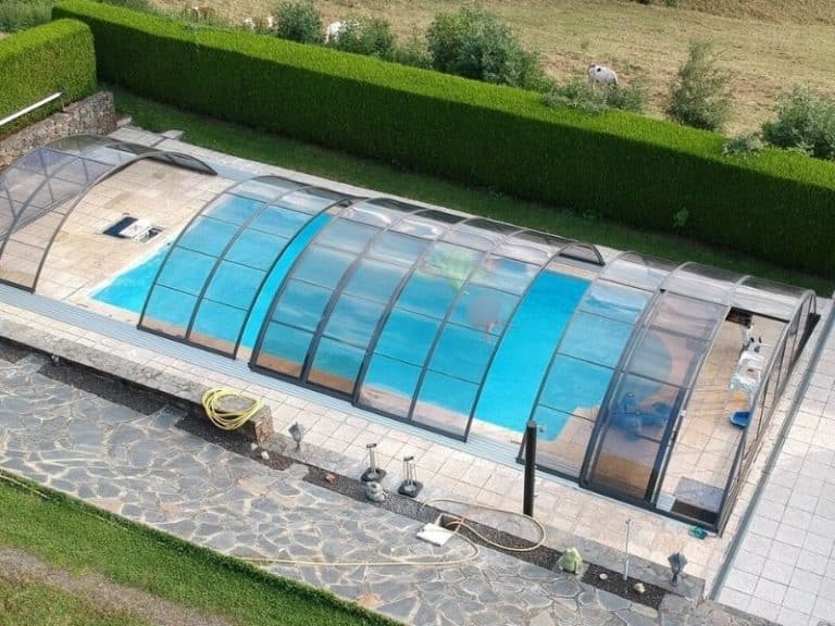 Abri piscine escamotable